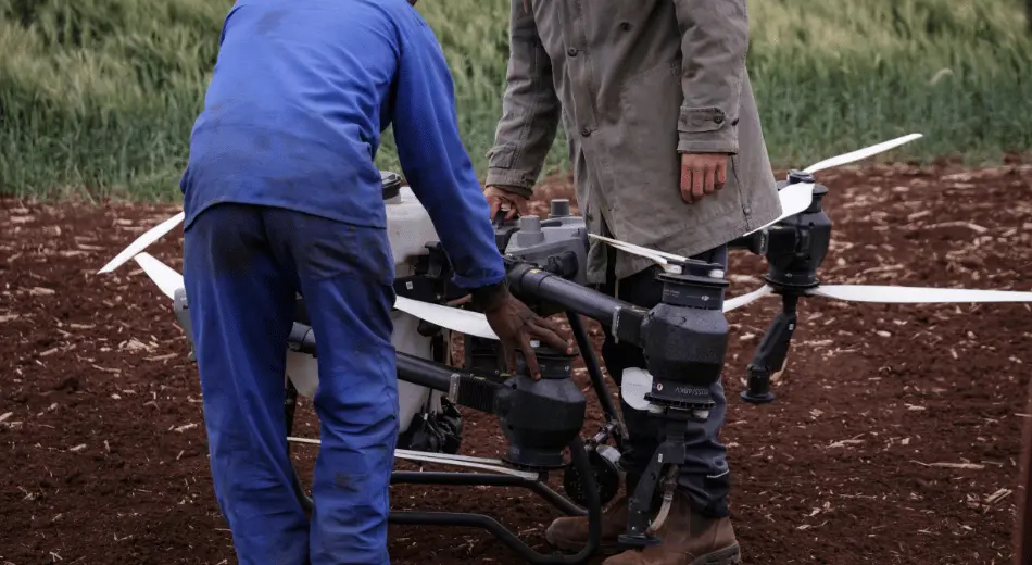 Sürdürülebilirlik ve Etik: Dijital Çiftçilikte Veri Gizliliği ve Teknolojiye Erişimin Demokratikleşmesi